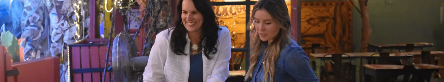 Photo of Robin Singer & Sarah Smith